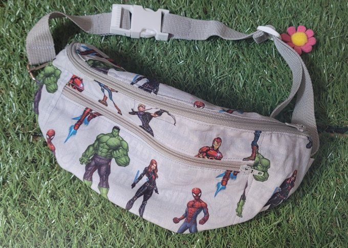 Sacoche banane pour garçon "MYLAU"